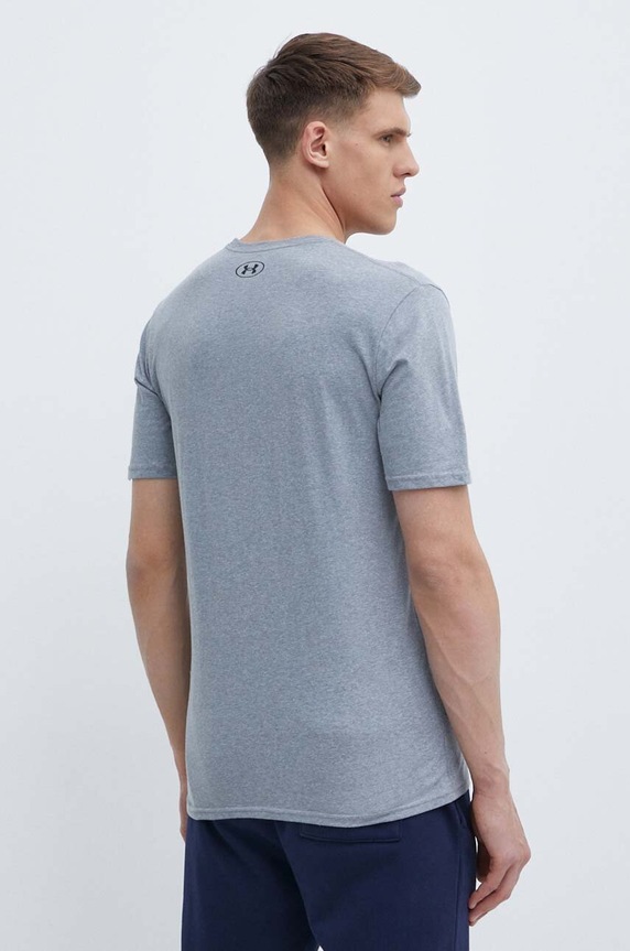 Ρούχα Μπλουζάκι Under Armour 1379451 γκρί