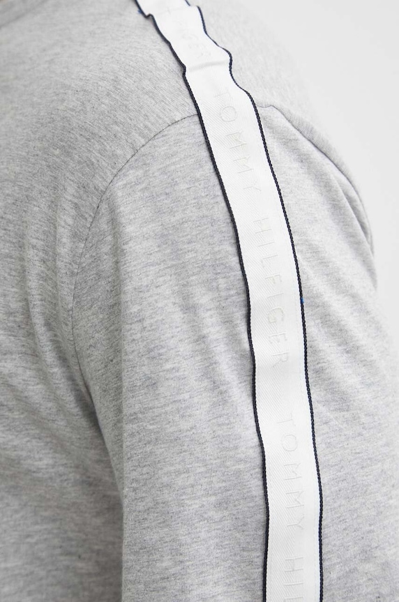 Bavlnené tričko Tommy Hilfiger UM0UM03005 sivá