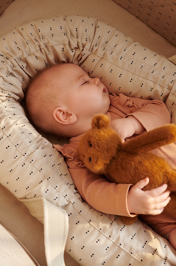 Detská plyšová hračka Liewood Binnie Bear Small Teddy Pre bábätká hnedá LW19535