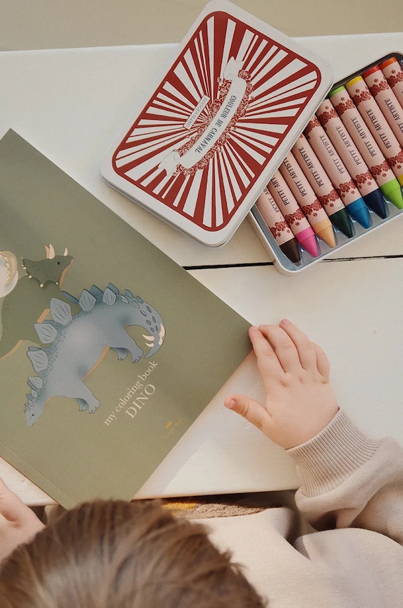 Книжка за оцветяване Konges Sløjd COLORING BOOK AND CRAYONS зелен KS101936