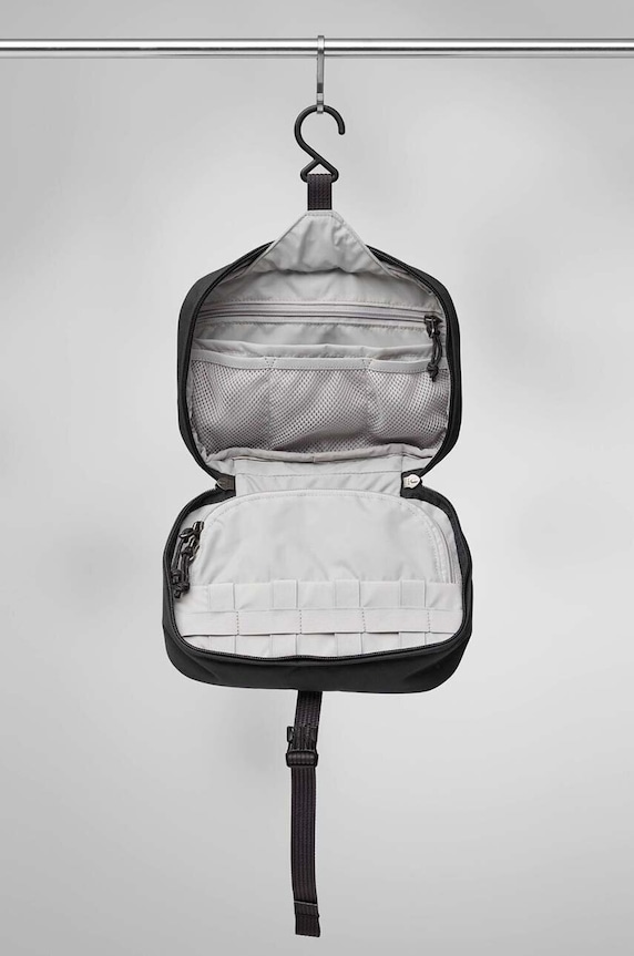 Kosmetická taška Fjallraven Färden Necessity F23100160.620 zelená