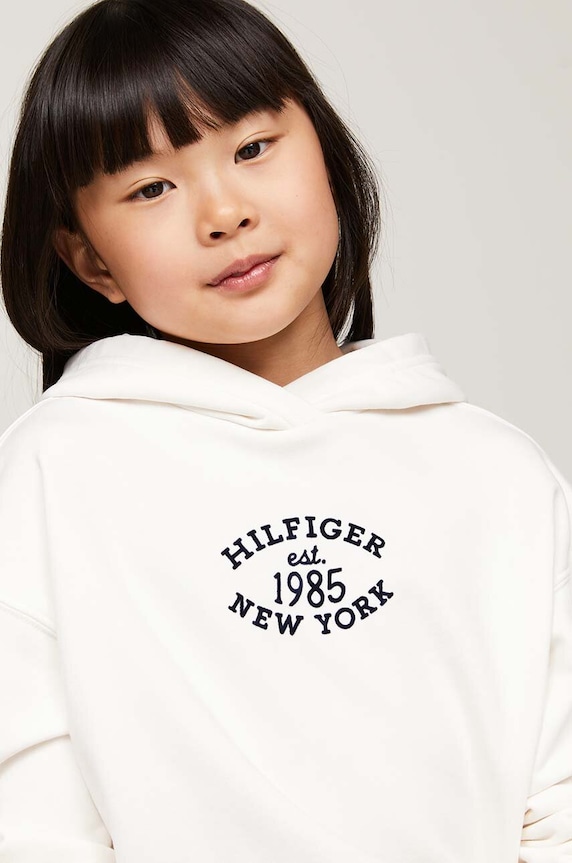 Dziewczynka Tommy Hilfiger bluza dziecięca KG0KG08033.9BYH.128.176 biały
