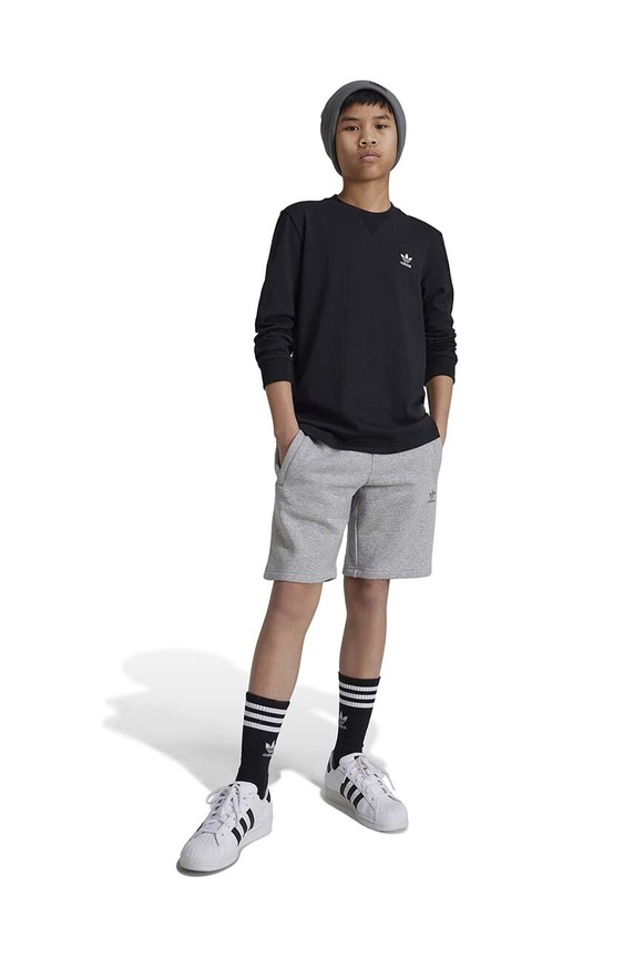 Дитячий бавовняний лонгслів adidas Originals LONG SLEEVE аплікація чорний IW3503