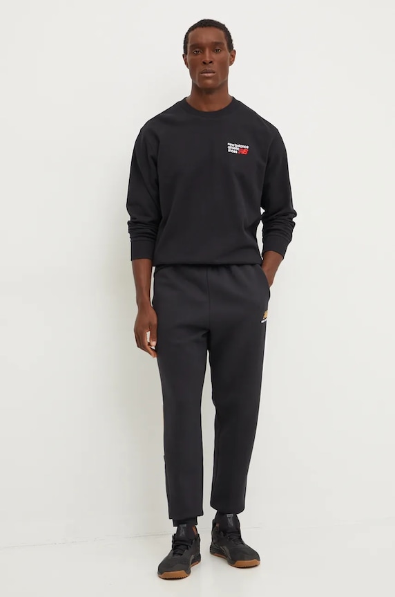 Bavlněná mikina New Balance MT41547BK černá AW24