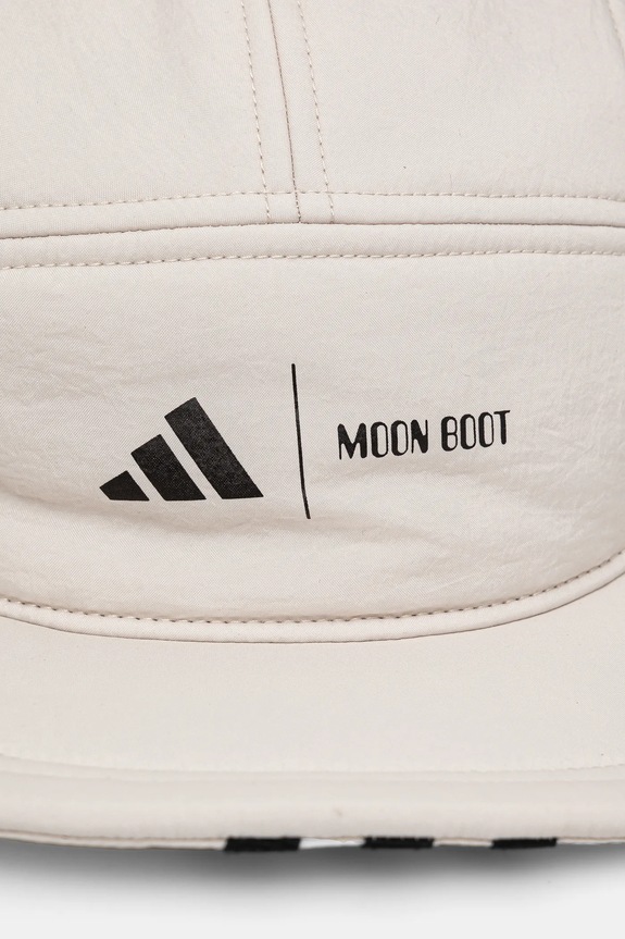 adidas sapca x Moon Boot JE1944 bej AW24