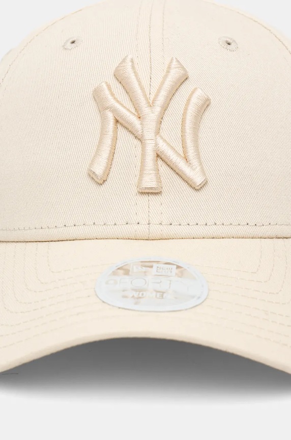 New Era cotton baseball cap LEAGUE ESSENTIAL 9FORTY® NEW YORK YANKEES 60137667 beige AW24