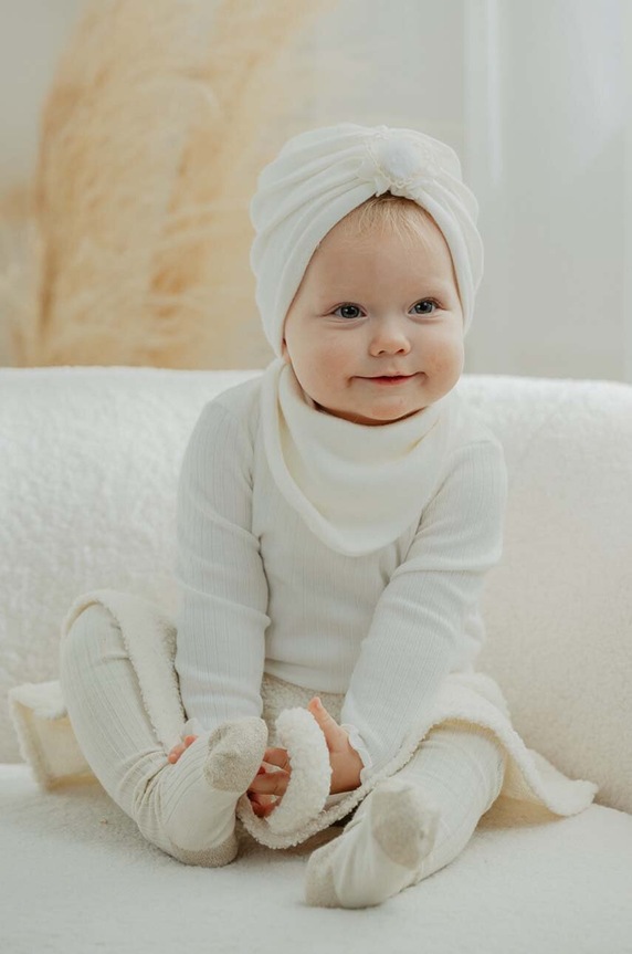 Jamiks czapka dziecięca JANE aplikacja beżowy JANE.NAK.gl.JZH284