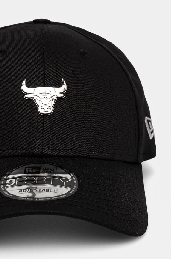 Bavlněná baseballová čepice New Era CHICAGO BULLS 60565153 černá AW24