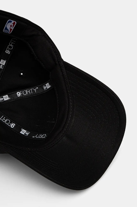 Bavlněná baseballová čepice New Era CHICAGO BULLS černá 60565153