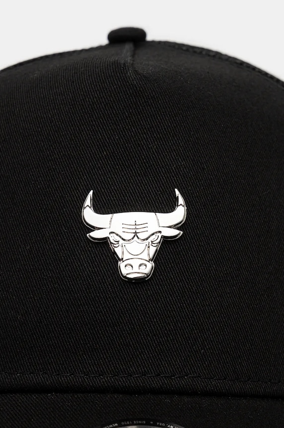 New Era baseball cap METALLIC TRUCKER CHICAGO BULLS 60565181 black AW24