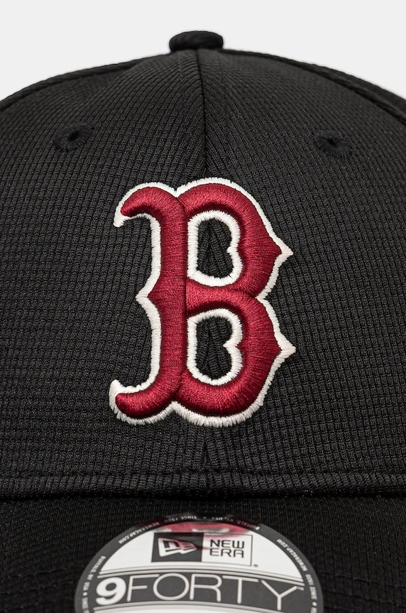 Kapa sa šiltom New Era PIVOT KNIT 9FORTY® BOSTON RED SOX 60565472 crna AW24