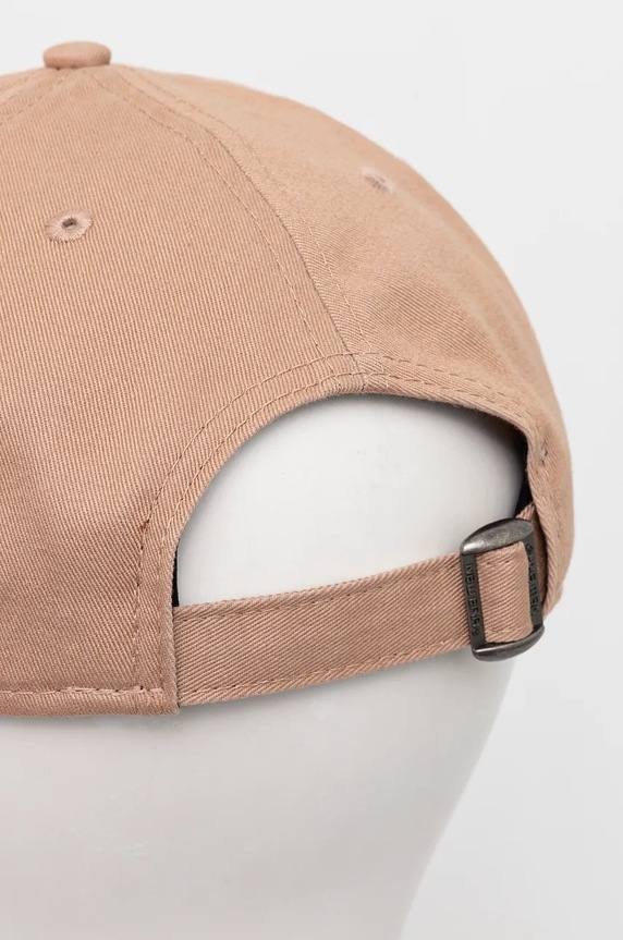 Bavlněná baseballová čepice New Era PIN 9FORTY® 60565470 hnědá AW24