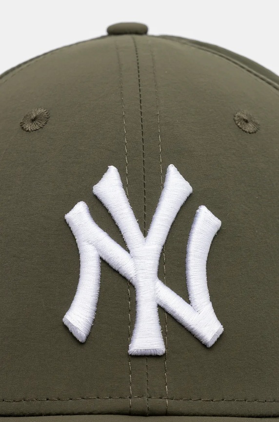New Era baseball cap RECYCLED 9FORTY® NEW YORK YANKEES green 60565232