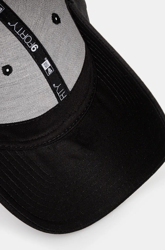 New Era cotton baseball cap LEAGUE ESSENTIAL 9FORTY® NEW YORK YANKEES black 60565099