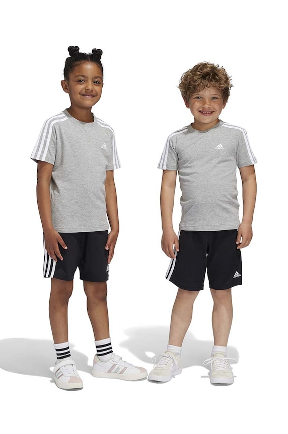 adidas komplet bawełniany dziecięcy LK 3S CO T SET aplikacja szary IV7439