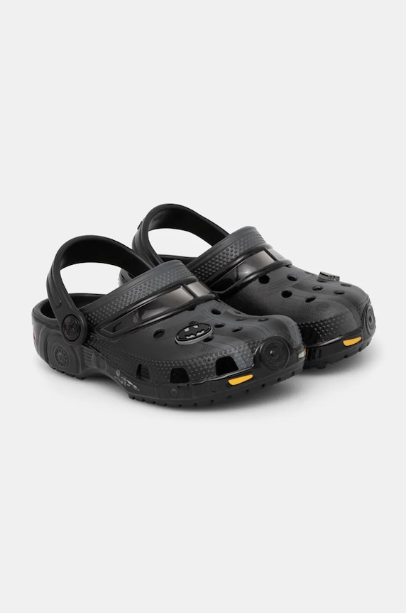 Crocs klapki dziecięce CLASSIC BATMAN BATMOBILE CLOG Planet friendly czarny 210229.CLASSIC.BATMAN