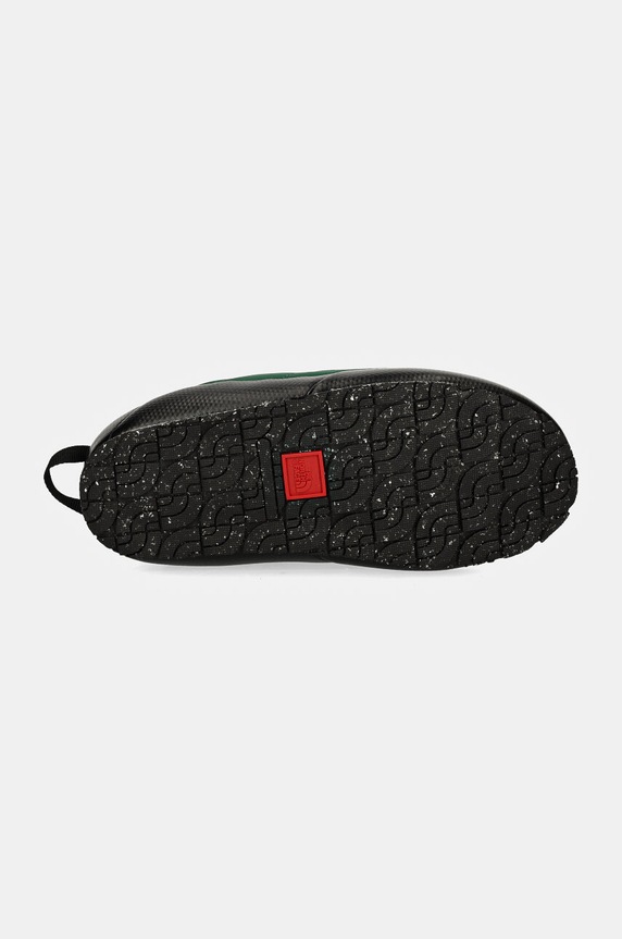 Пантофи The North Face Thermoball Traction Mule V NF0A3V1HS9W1 зелен