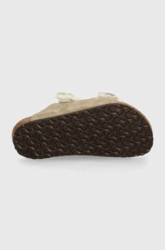 Birkenstock klapki zamszowe dziecięce Arizona Shearling 1028689 beżowy