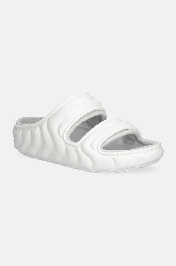 Šľapky Crocs Classic Cozzy Overpuff Sandal platforma biela 210074.100