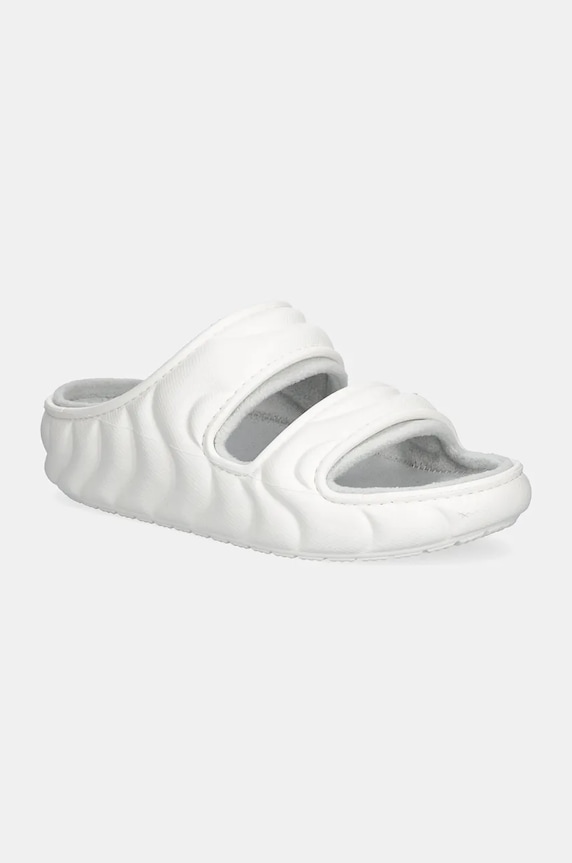 Šľapky Crocs Classic Cozzy Overpuff Sandal platforma biela 210074.100