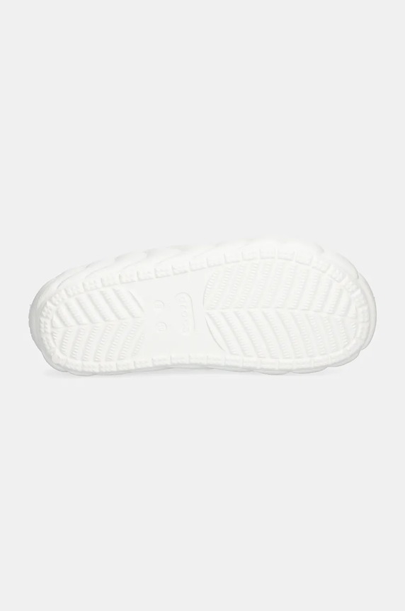 Šľapky Crocs Classic Cozzy Overpuff Sandal 210074.100 biela