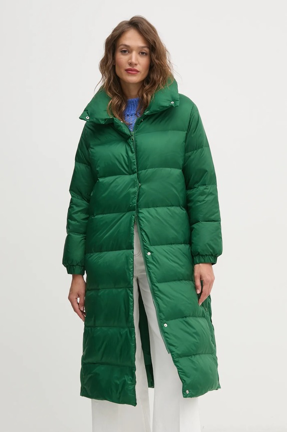 Пуховая куртка United Colors of Benetton с утеплением зелёный 2TWDDN06S