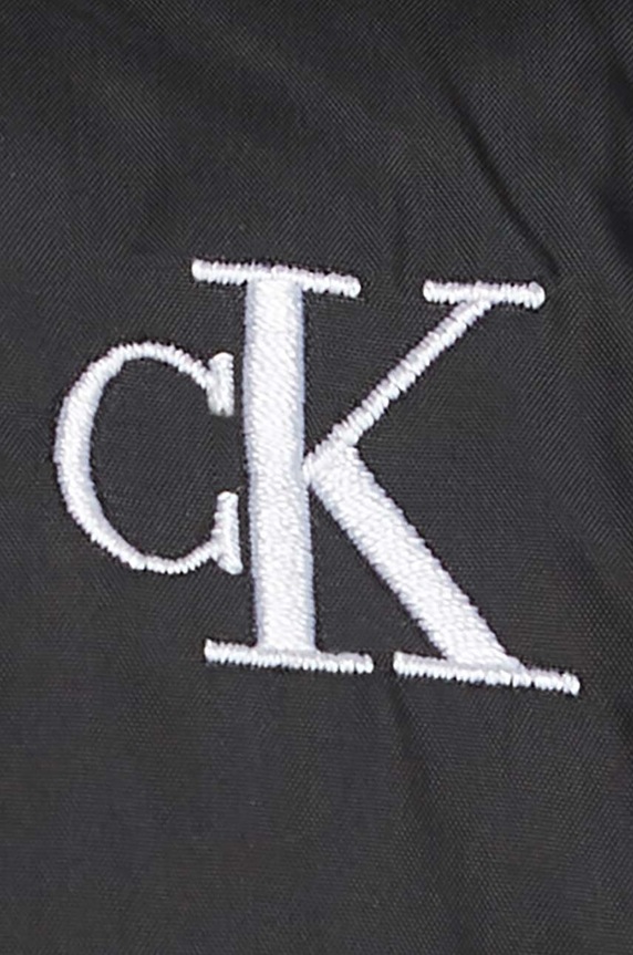Παιδικό μπουφάν Calvin Klein Jeans μαύρο IB0IB02174.9BYH