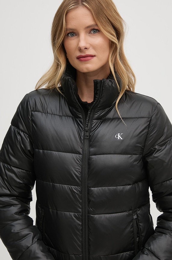 Bunda Calvin Klein Jeans černá J20J223580