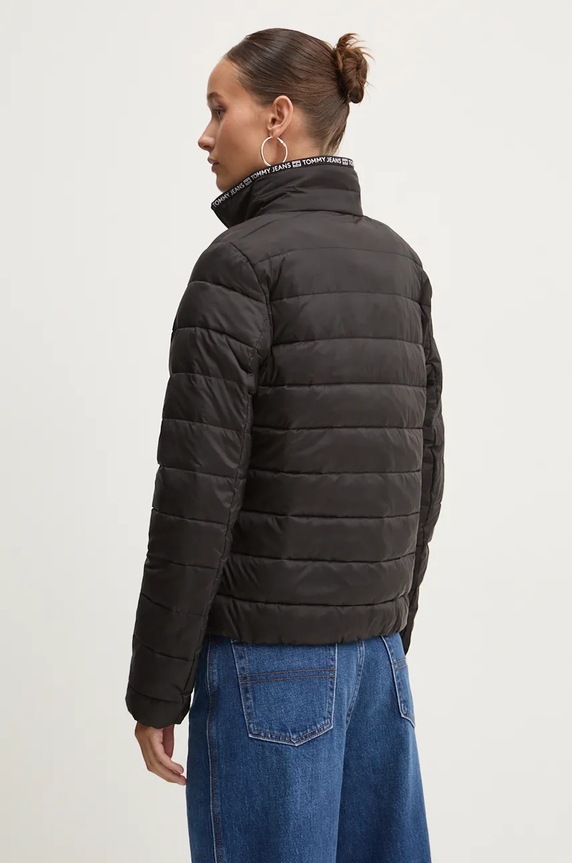 Odzież Tommy Jeans kurtka DW0DW17746 czarny