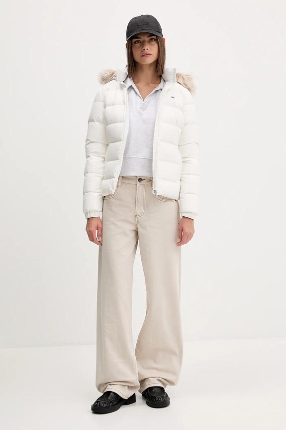 Tommy Jeans geacă de puf DW0DW18312 alb AW25