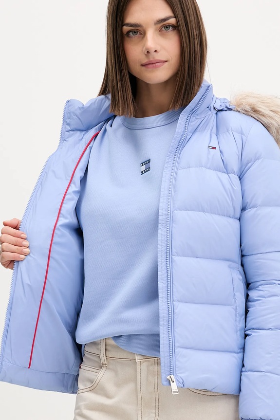 Páperová bunda Tommy Jeans DW0DW18312