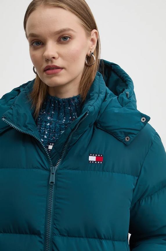 Tommy Jeans geaca de puf turcoaz DW0DW18610