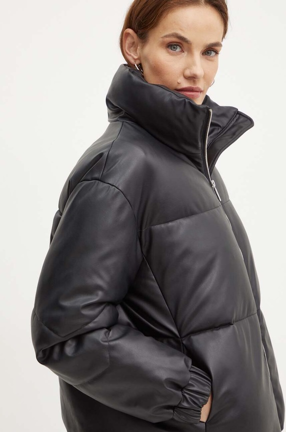 Jakna Armani Exchange Planet friendly crna 6DYB21.YNNYZ