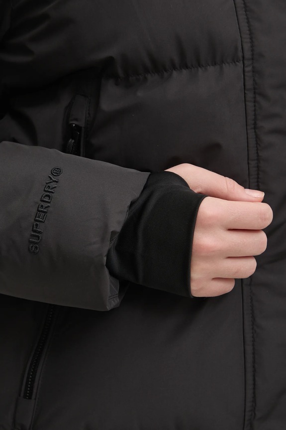 Superdry rövid kabát W5011728A.02A fekete