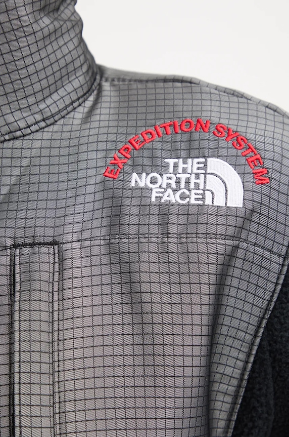 Fleecová mikina The North Face TNF x 30th Years HMLYN NF0A88YR4O41 sivá