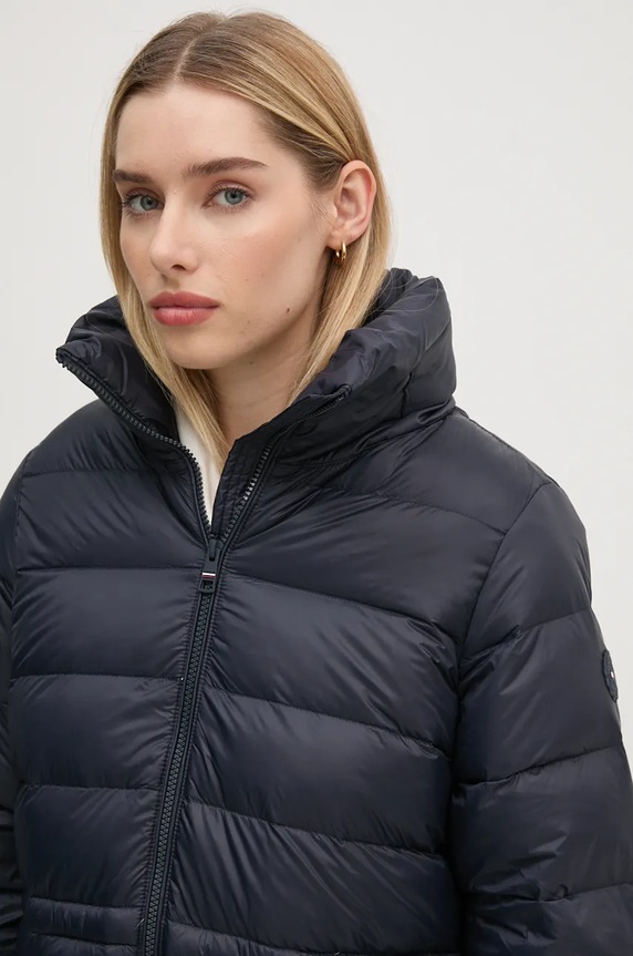 Péřová bunda Tommy Hilfiger námořnická modř WW0WW43119