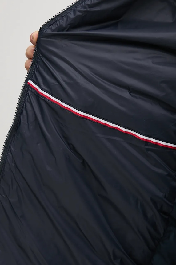 Péřová bunda Tommy Hilfiger WW0WW43119