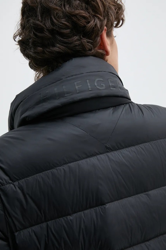 Péřová bunda Tommy Hilfiger WW0WW43553 černá
