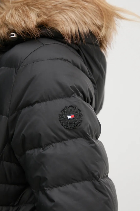 Péřová bunda Tommy Hilfiger WW0WW42741 černá