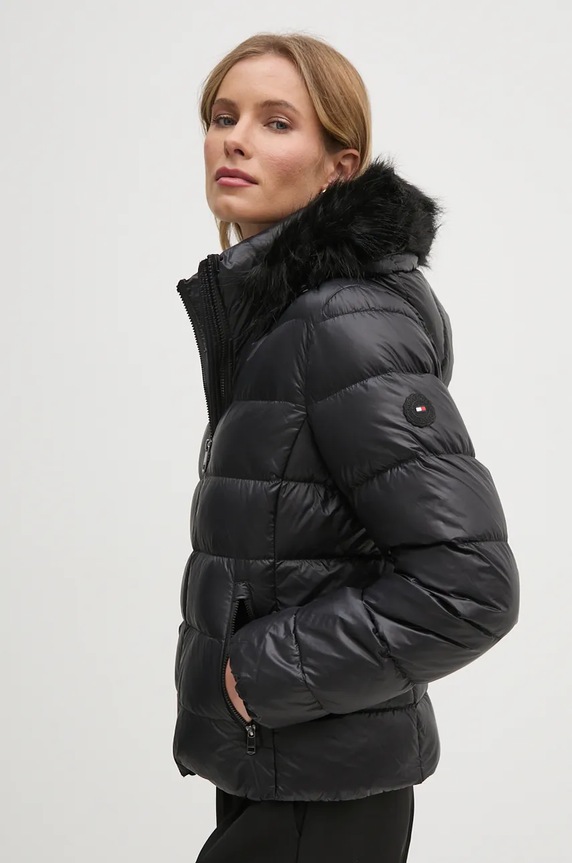 Puhovka Tommy Hilfiger Drugo črna WW0WW43520