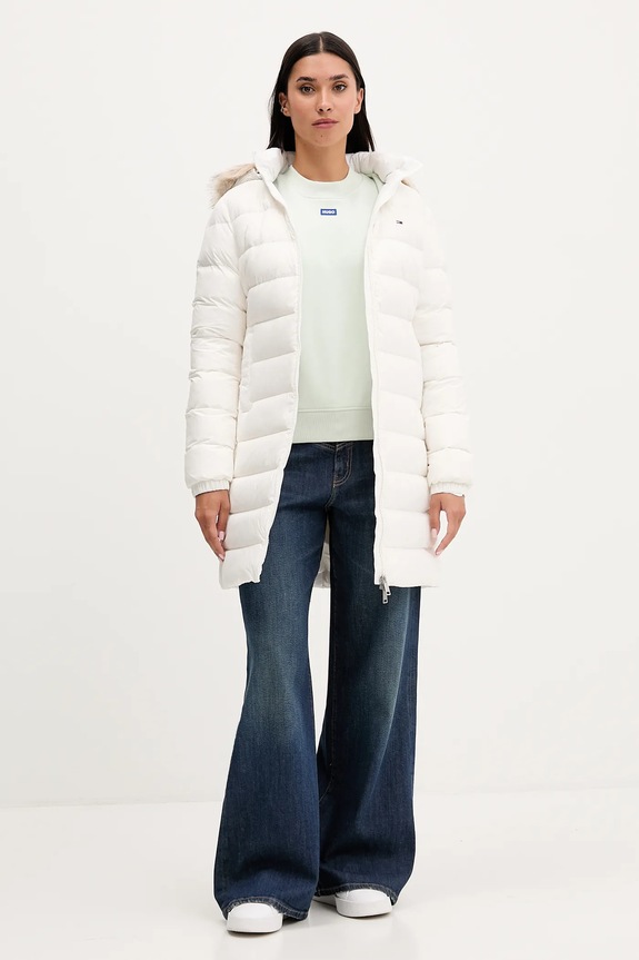 Tommy Jeans geacă de puf DW0DW18864 alb AW25