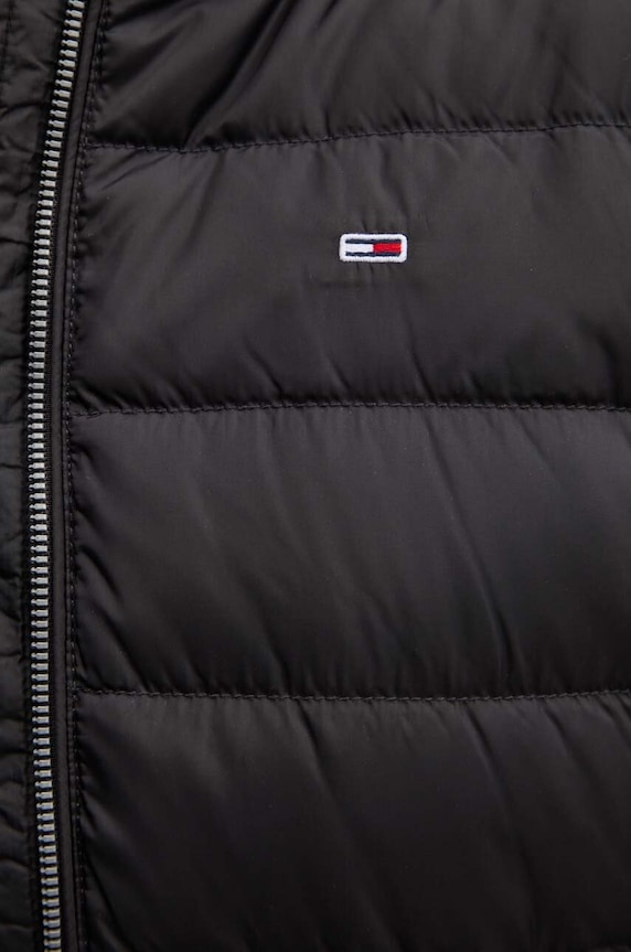 Páperová bunda Tommy Jeans DW0DW18864