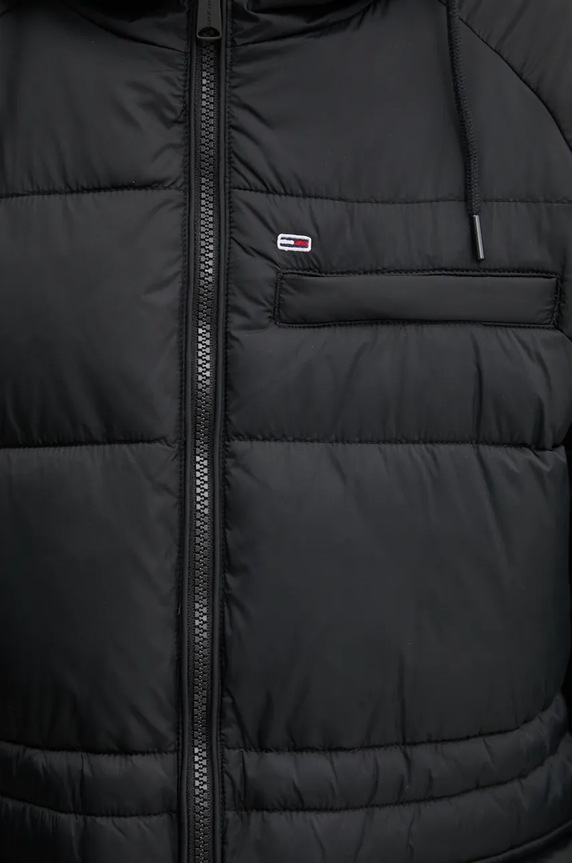 Μπουφάν Tommy Jeans DW0DW18842 μαύρο
