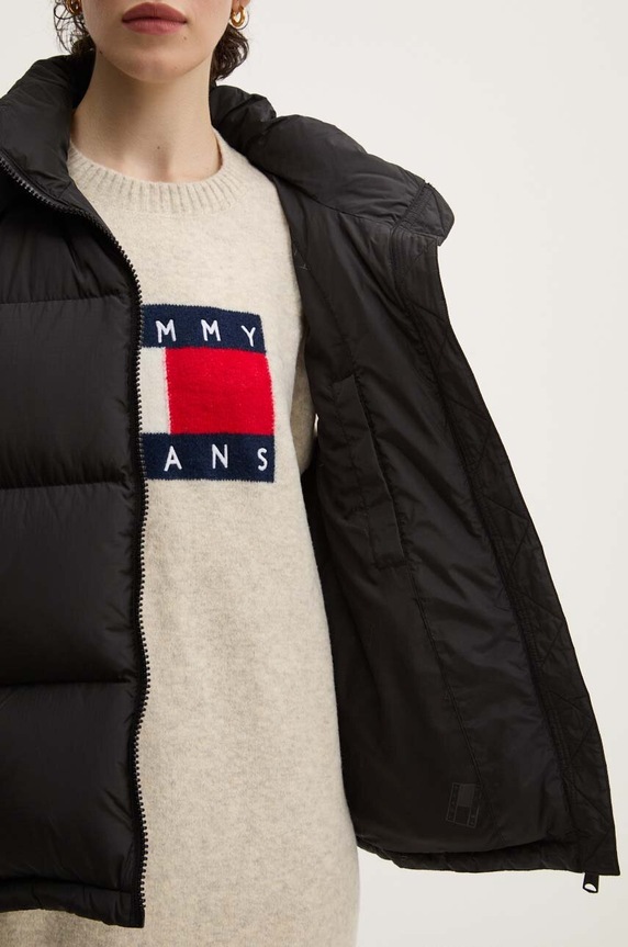 Pernati prsluk Tommy Jeans DW0DW18862