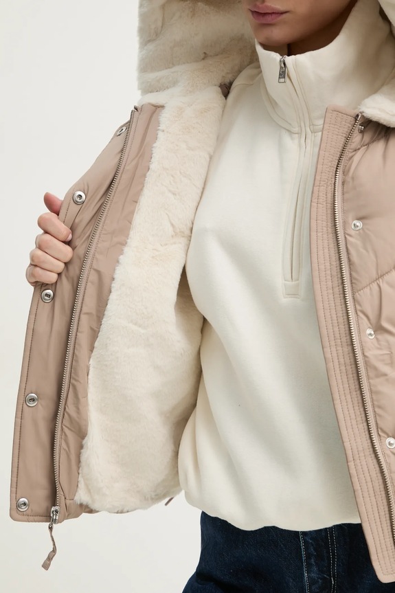 Bunda Hollister Co. KI344.4604.410