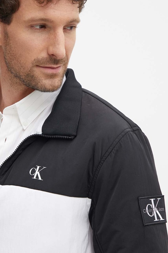Calvin Klein Jeans kurtka bomber biały J30J325592