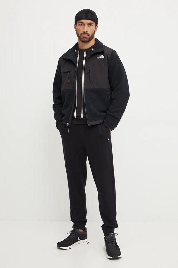 The North Face jacket Retro Denali Jacket NF0A88XHJK31 black SS26