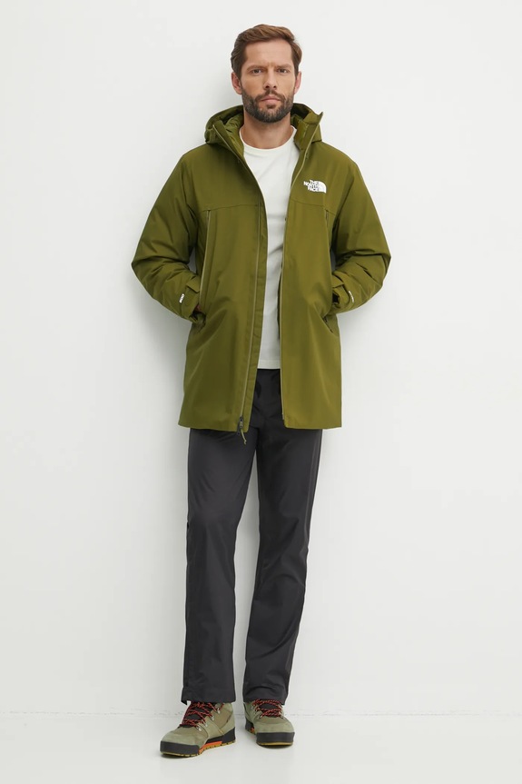 Pernata jakna The North Face MTN Range NF0A88WEPIB1 zelena AW24