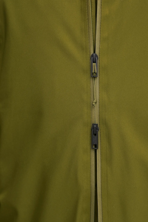 Pernata jakna The North Face MTN Range NF0A88WEPIB1 zelena