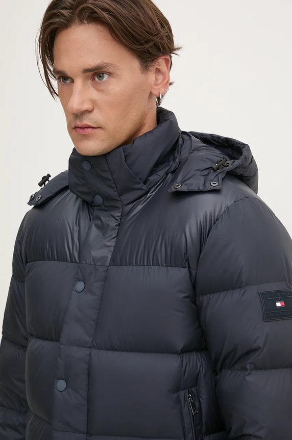 Péřová bunda Tommy Hilfiger námořnická modř MW0MW36569